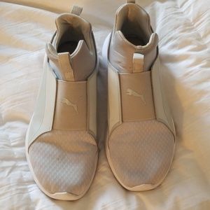 Puma Sneakers